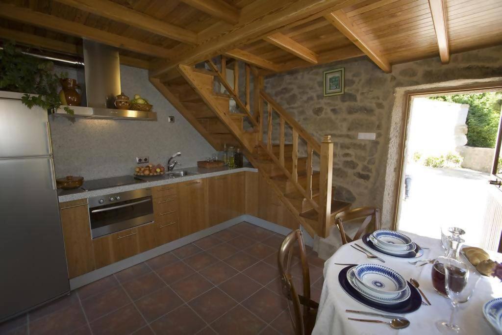 Casa De Afora Casa Con Piscina Y Jacuzzi Privados ξενώνας Σαντιάγο ντε Κομποστέλα Εξωτερικό φωτογραφία
