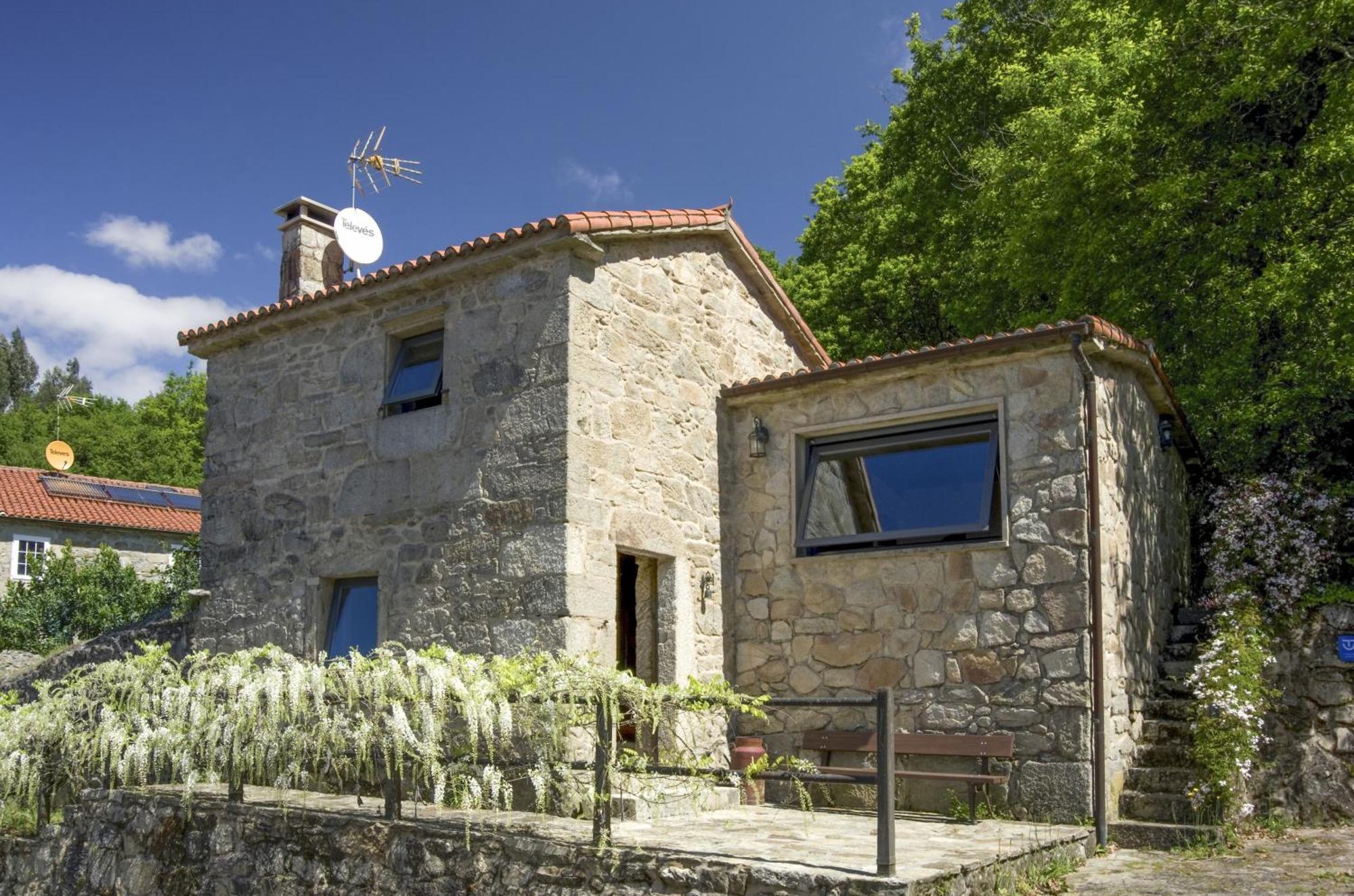 Casa De Afora Casa Con Piscina Y Jacuzzi Privados ξενώνας Σαντιάγο ντε Κομποστέλα Εξωτερικό φωτογραφία